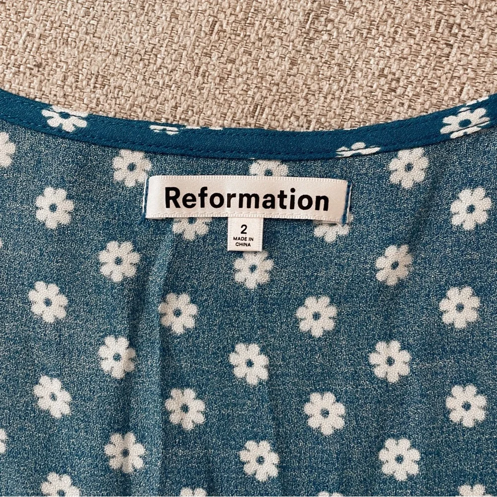Reformation Rilynn Dress - Picture 4 of 4